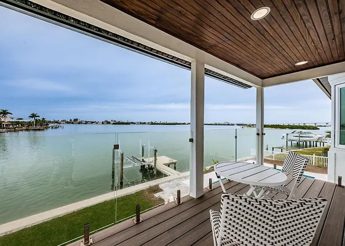 Holiday home New Listing Coastal Waters Retreat