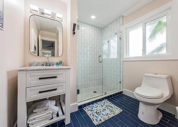 New Listing Coastal Waters Retreat Holiday home